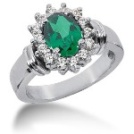 Green Peridot Ring in White gold with 14 diamonds (0.42ct)