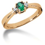 Green Peridot Ring in Red gold with 2 diamonds (0.06ct)