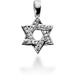 White gold star shaped pendant with 24 diamonds (0.6ct)